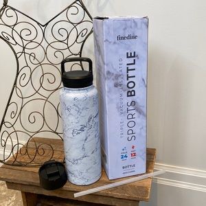 FineDine Water Bottle - 40 oz